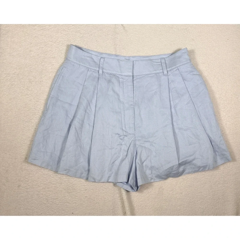 Club Monaco Pleated High Waisted Viscose Ramie Shorts Size 12 Light Blue